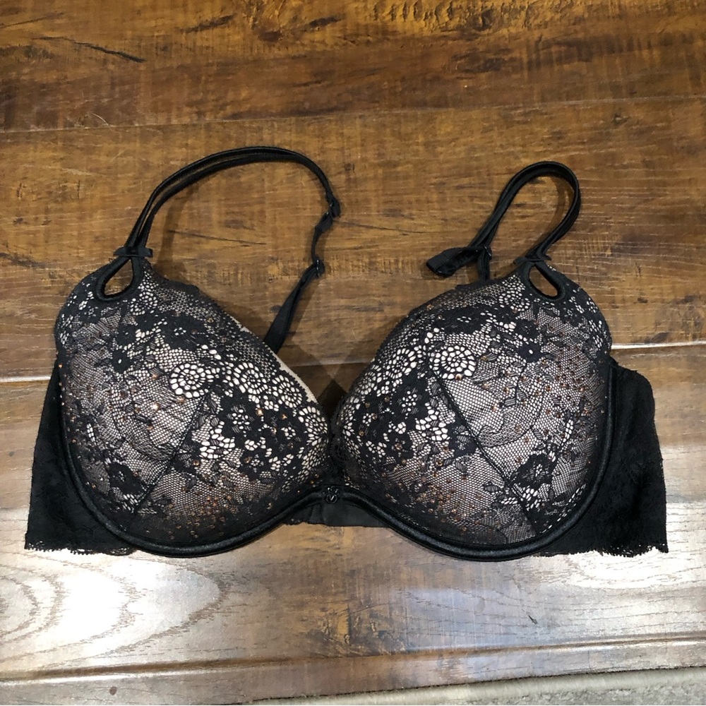 Victoria’s Secret Sexy Little Things Gorgeous Black Lace Rhinestone Push Up Bra